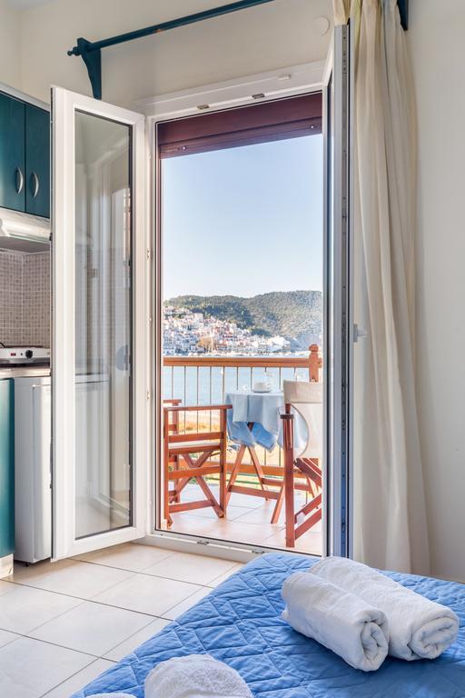 Antonios Skopelos Studios Apartments Εξωτερικό φωτογραφία